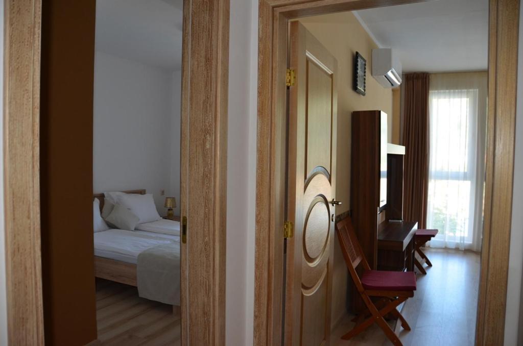 Apart Hotel Aphrodite Gardens Sunny Beach Exterior foto